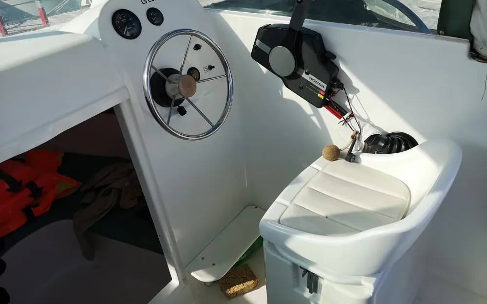 slider 7 Jeanneau Merry Fisher 530