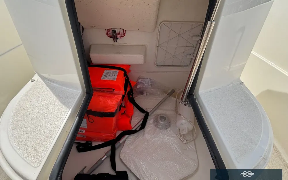 slider 18 Pacific Craft  545 Open