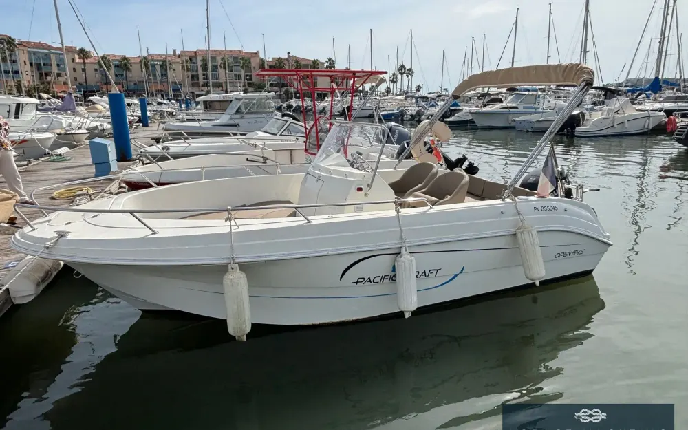slider 1 Pacific Craft  545 Open