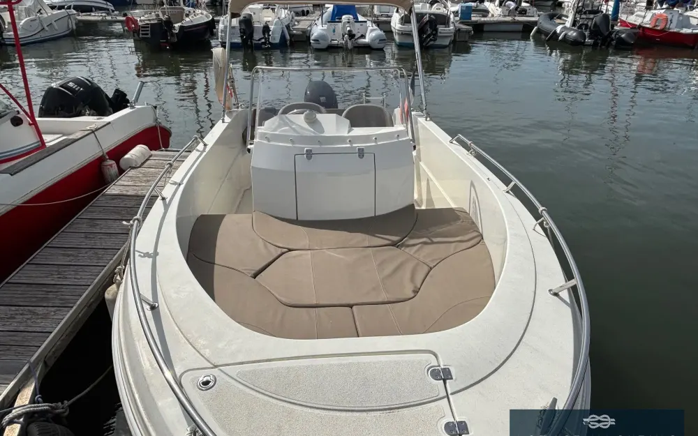 slider 3 Pacific Craft  545 Open