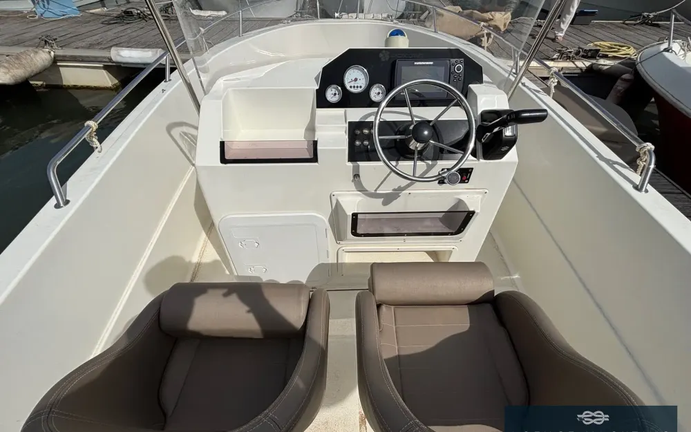 slider 7 Pacific Craft  545 Open