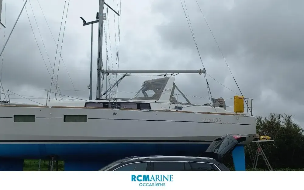 slider 0 Beneteau Oceanis 35