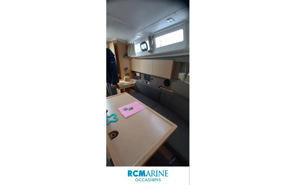 slider 5 Beneteau Oceanis 35