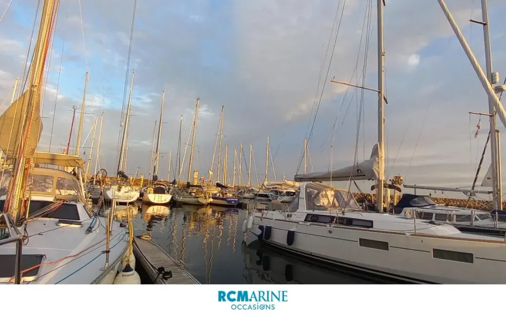 slider 7 Beneteau Oceanis 35