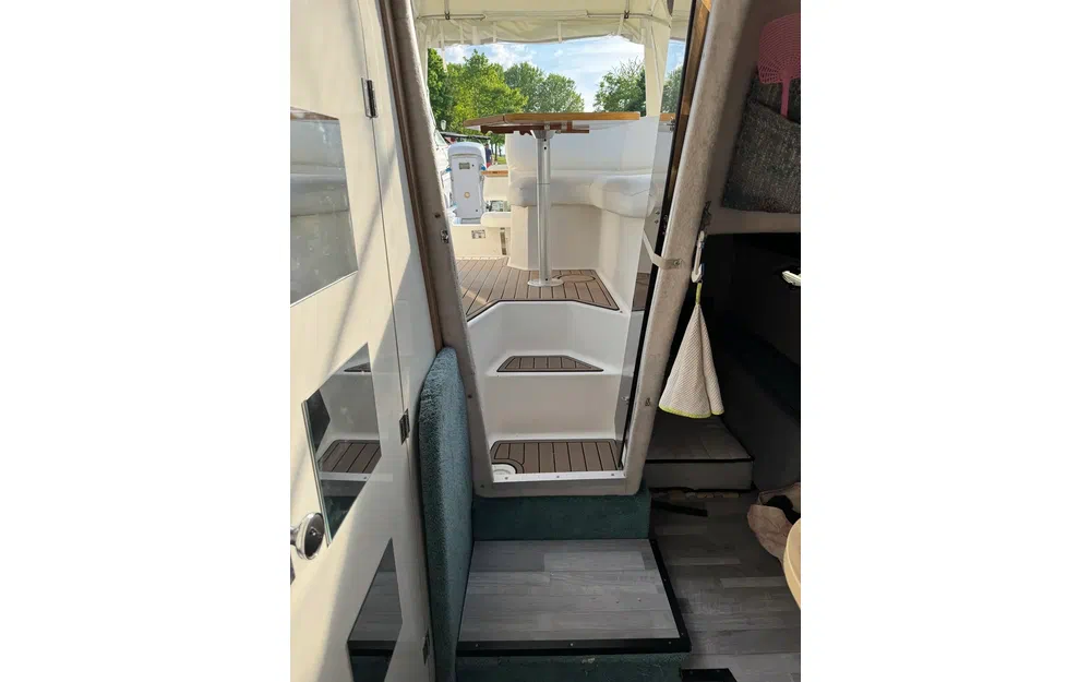 slider 7 Bayliner 2755 Cierra Sunbridge
