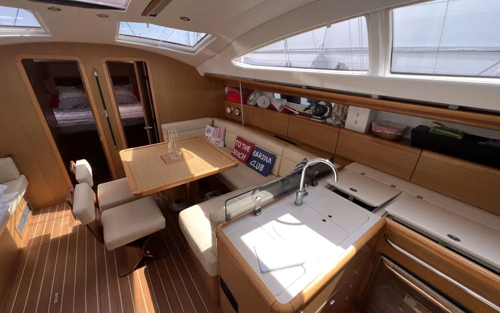 slider 15 Jeanneau Sun Odyssey 50 DS