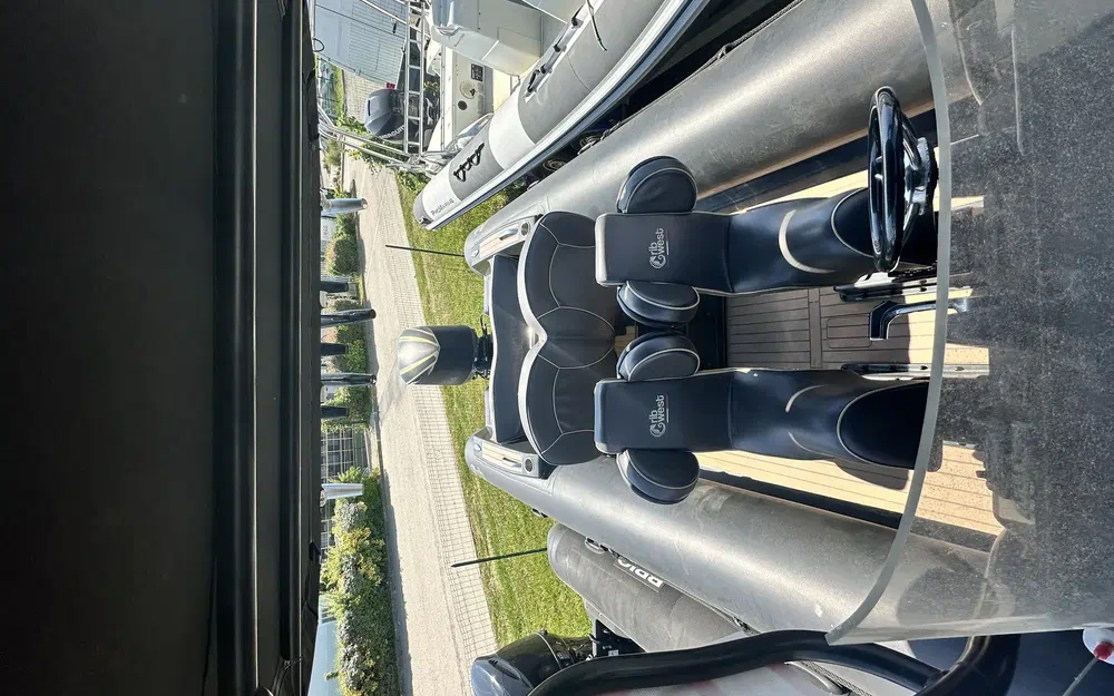 slider 7 Custom Ribwest