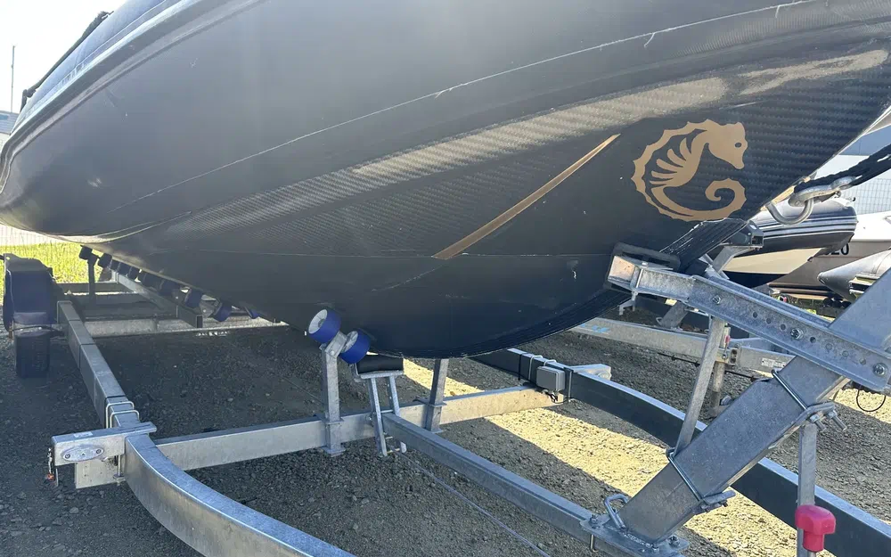 slider 8 Custom Ribwest