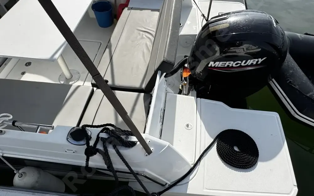 slider 6 Jeanneau Merry Fisher 695