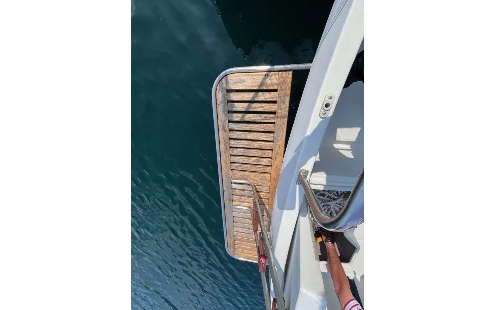 slider 3 Beneteau Antares 730