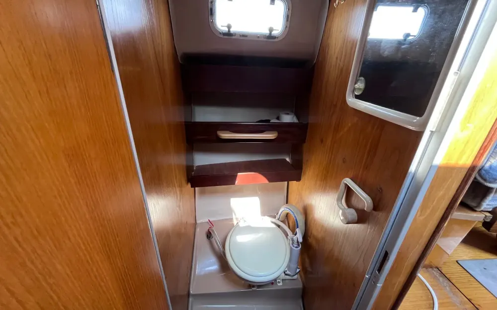 slider 7 Beneteau Antares 730