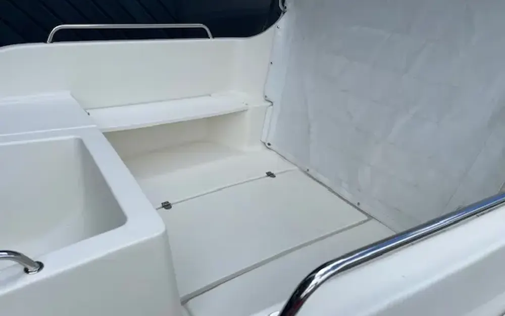 slider 4 Texas  540 Pilothouse