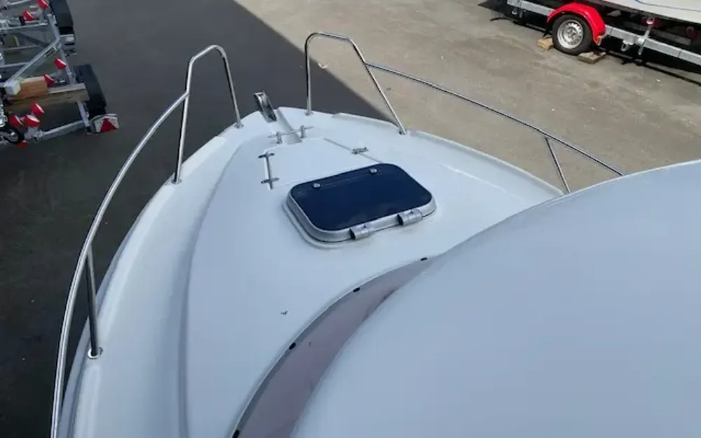 slider 7 Texas  540 Pilothouse