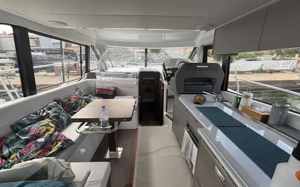 slider 12 Beneteau Antares 12