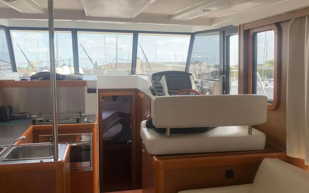 slider 3 Beneteau Swift Trawler 34