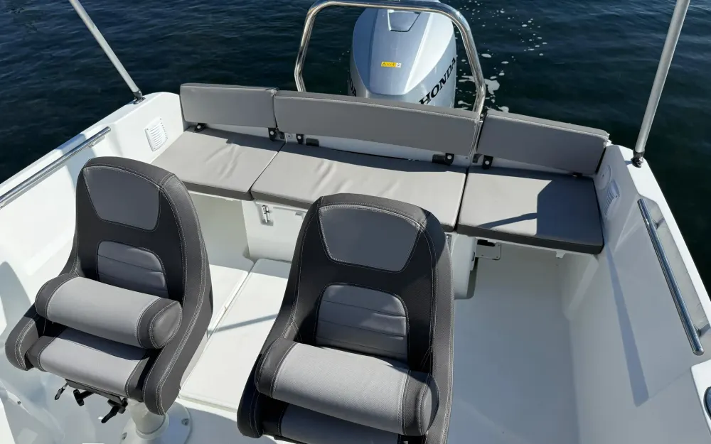 slider 4 Jeanneau Cap Camarat 5.5 WA Serie 2