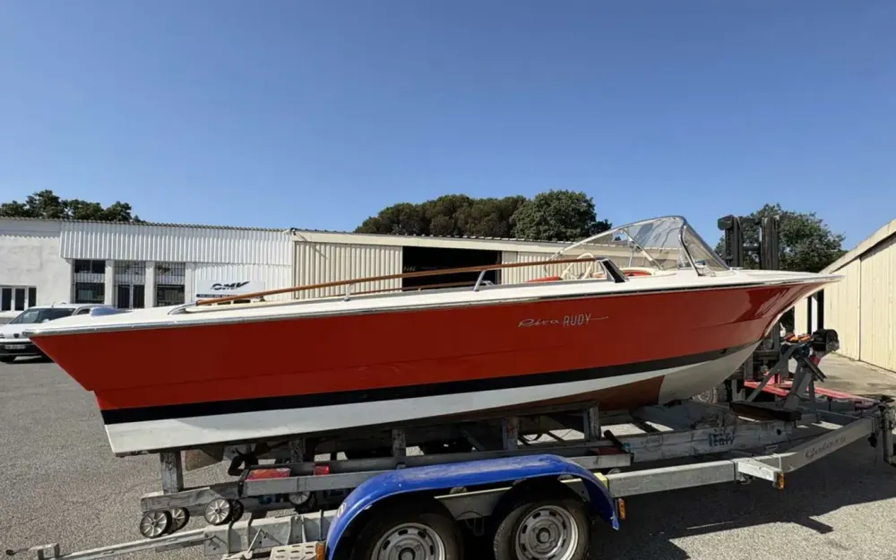 slider 12 Riva Rudy