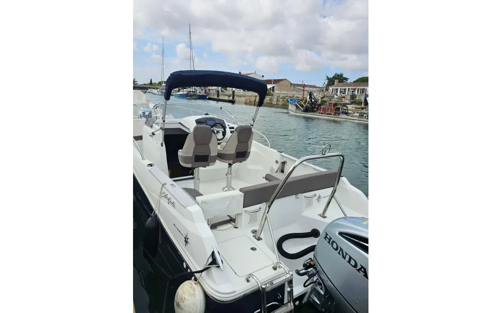 slider 3 Jeanneau Cap Camarat 7.5 WA Serie 2
