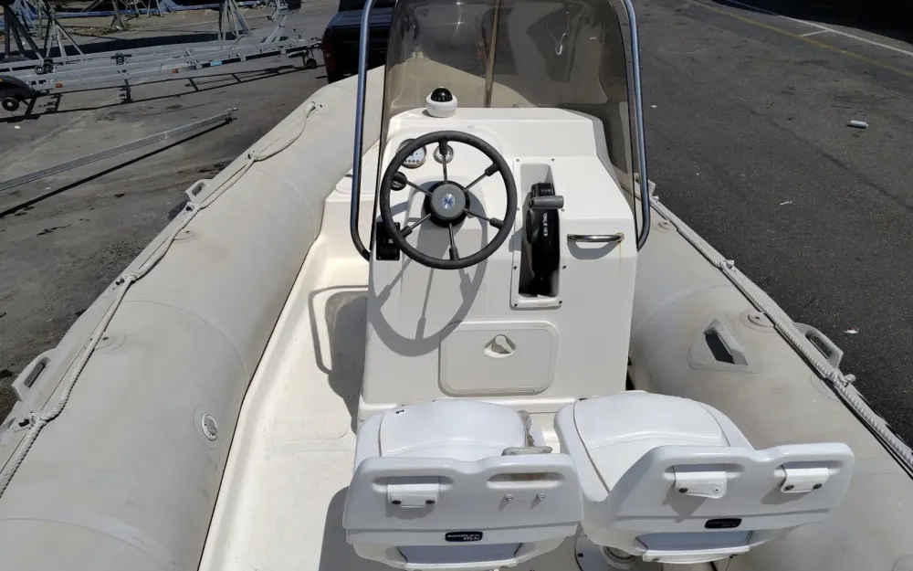 slider 5 Zodiac Pro 550 Open