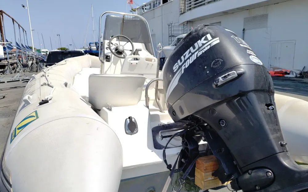 slider 3 Zodiac Pro 550 Open