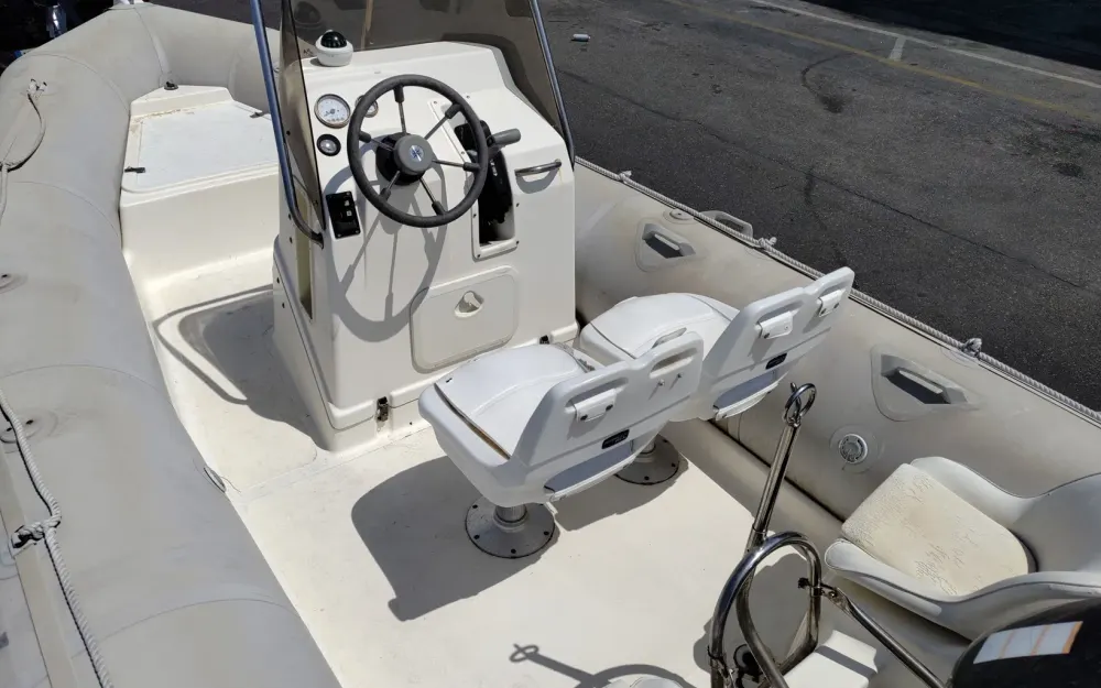 slider 4 Zodiac Pro 550 Open