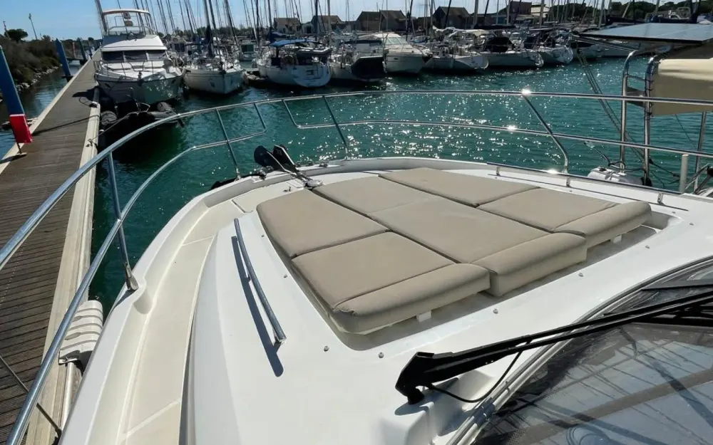 slider 11 Jeanneau Prestige 420 Fly