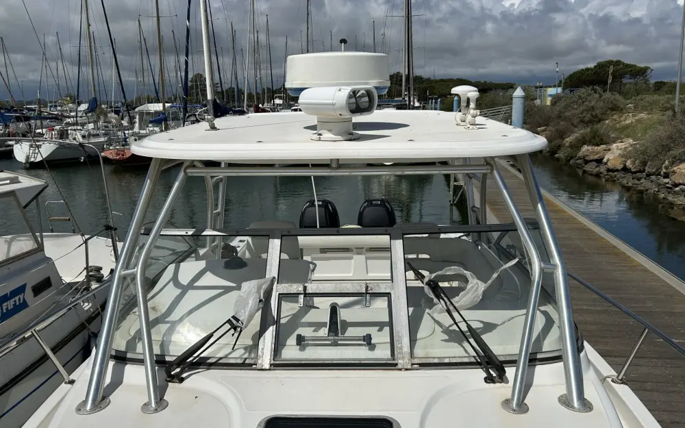 slider 6 Boston Whaler  305 Conquest