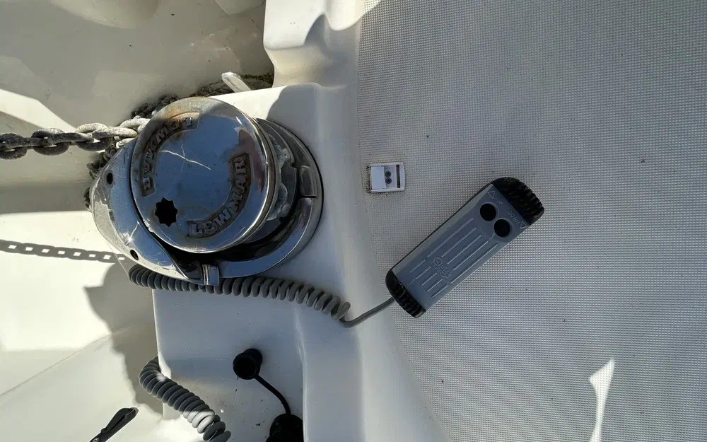 slider 7 Jeanneau Cap Camarat 715