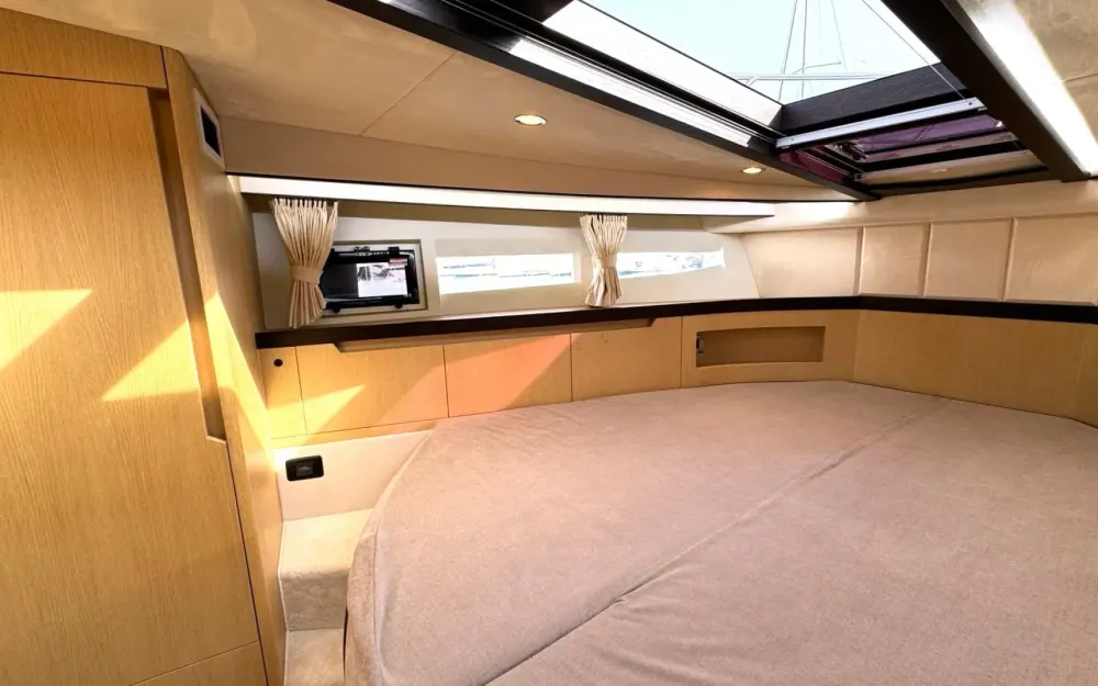 slider 14 Galeon  405 HTL