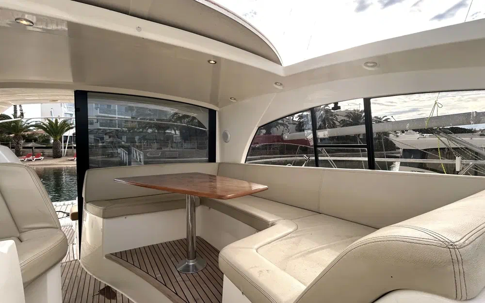 slider 9 Jeanneau Prestige 42