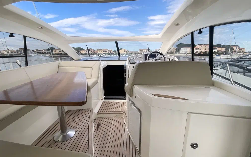 slider 3 Jeanneau Prestige 42