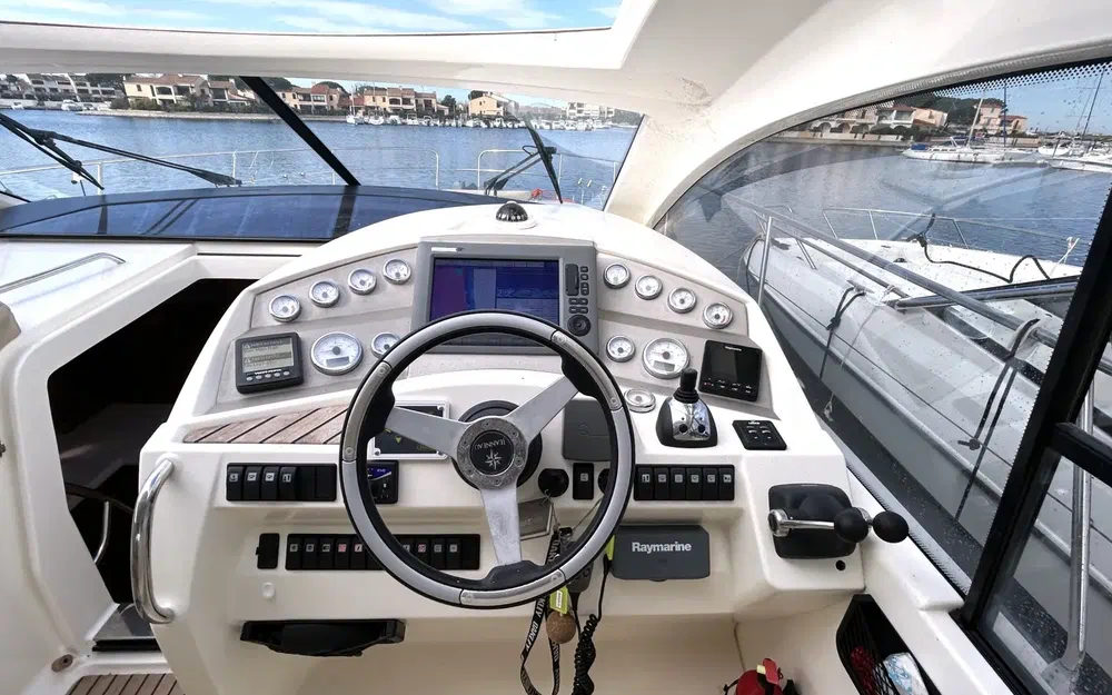 slider 7 Jeanneau Prestige 42