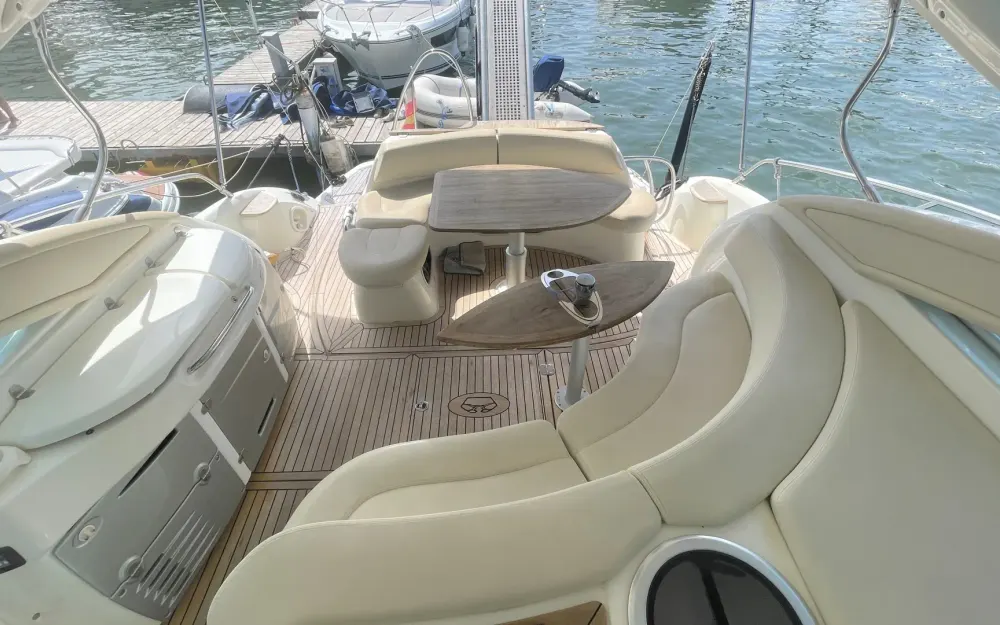 slider 5 Cranchi Mediterranee 43