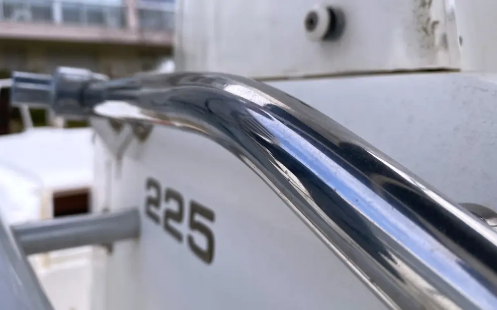 slider 12 White Shark  225