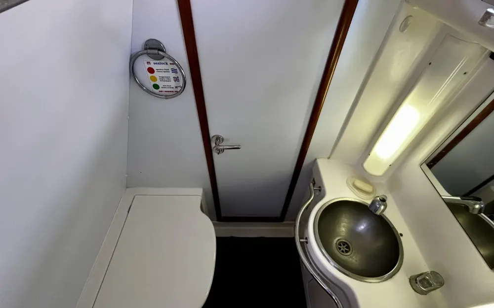 slider 14 Jeanneau Sun Odyssey 47