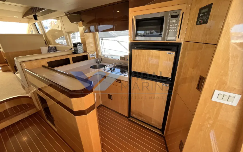 slider 15 Gulf Craft Majesty 56