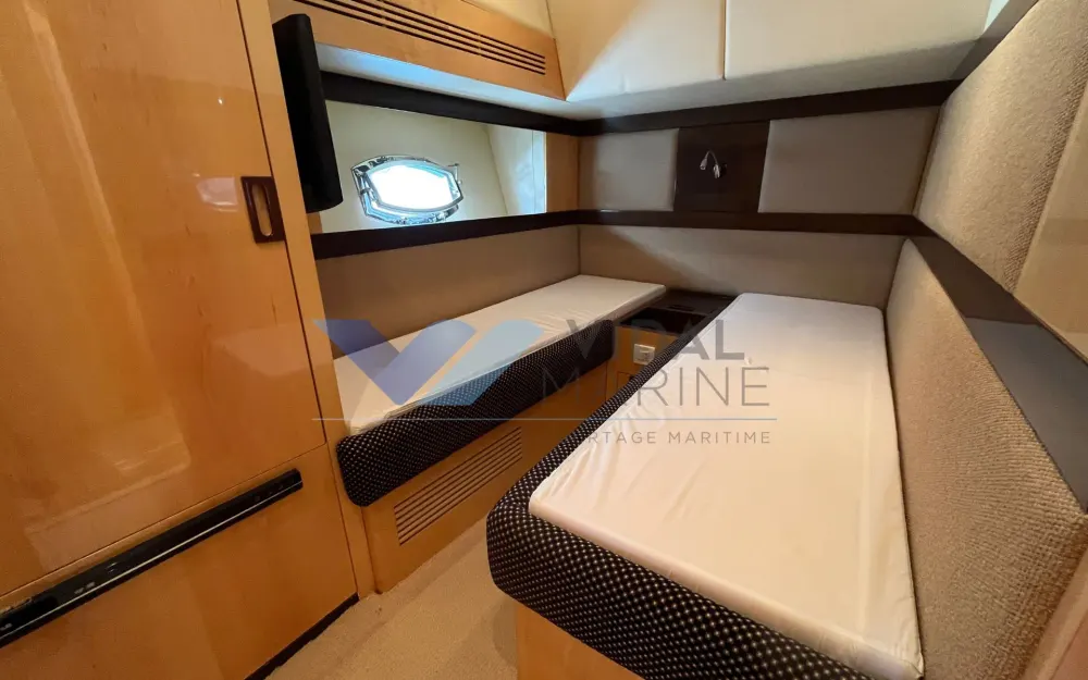 slider 18 Gulf Craft Majesty 56