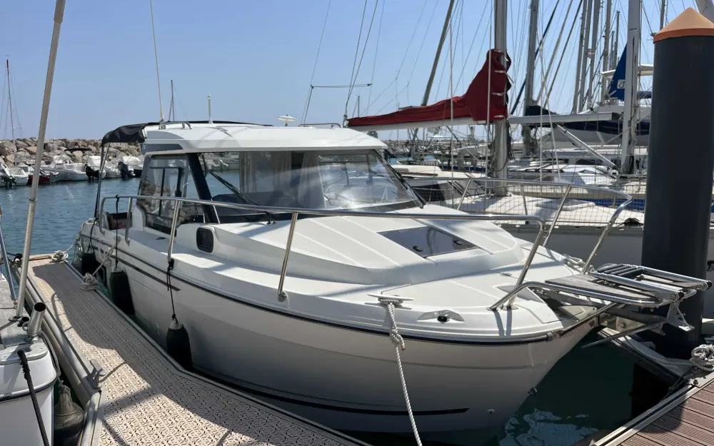 slider 0 Jeanneau Merry Fisher 795 Serie 2