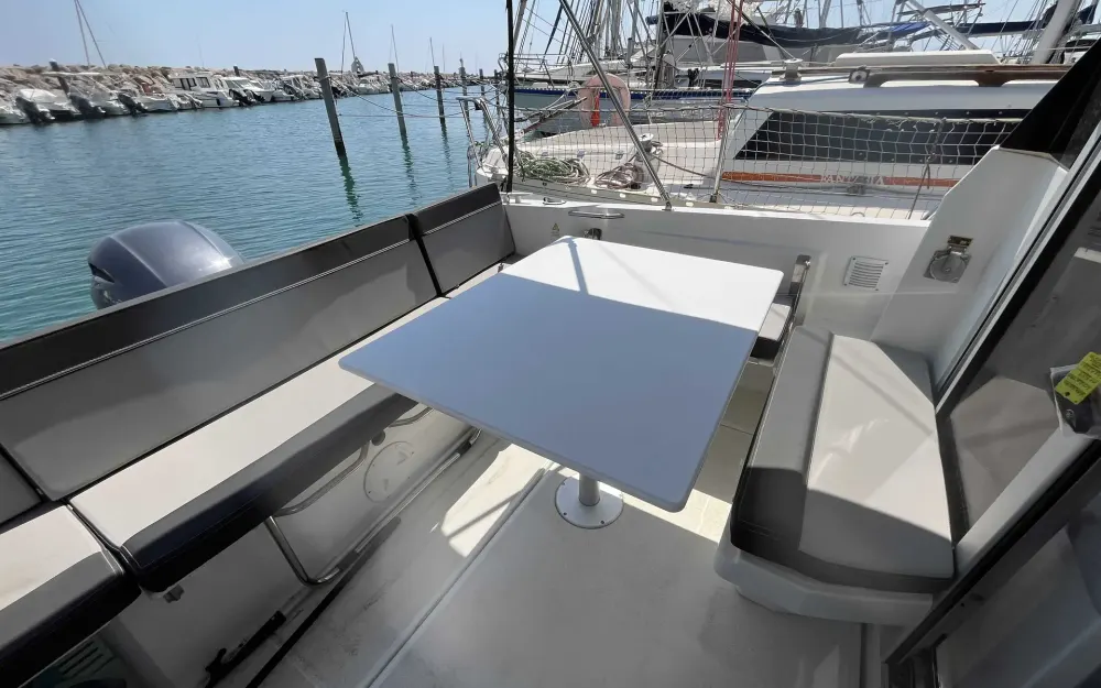 slider 1 Jeanneau Merry Fisher 795 Serie 2