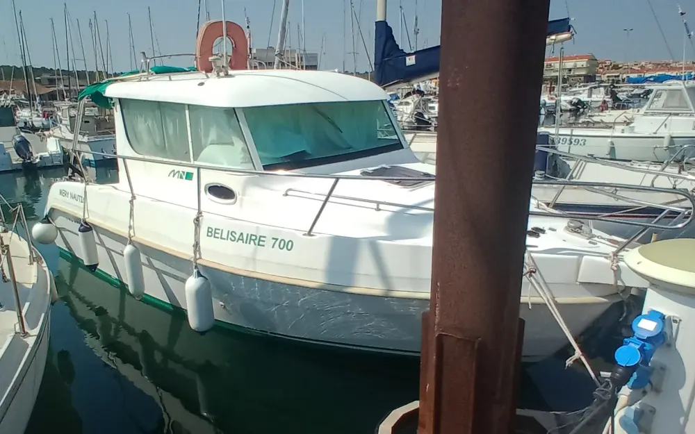 slider 1 Mery Nautic Belisaire 700