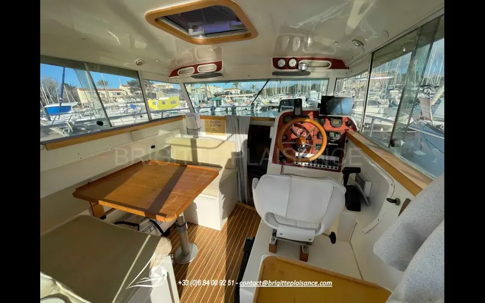 slider 4 Mery Nautic Belisaire 700