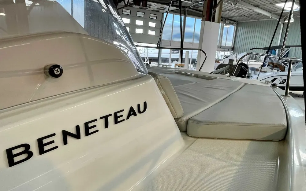 slider 8 Beneteau Flyer 7 SUNdeck
