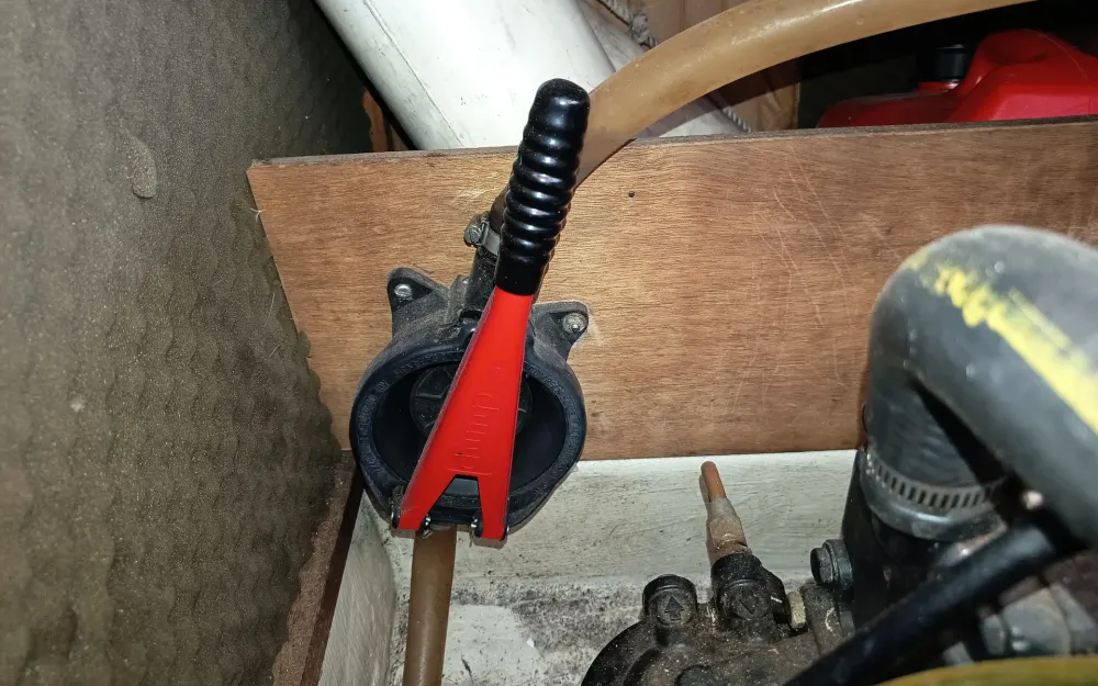 slider 4 Schweizer Saphir 650 GT