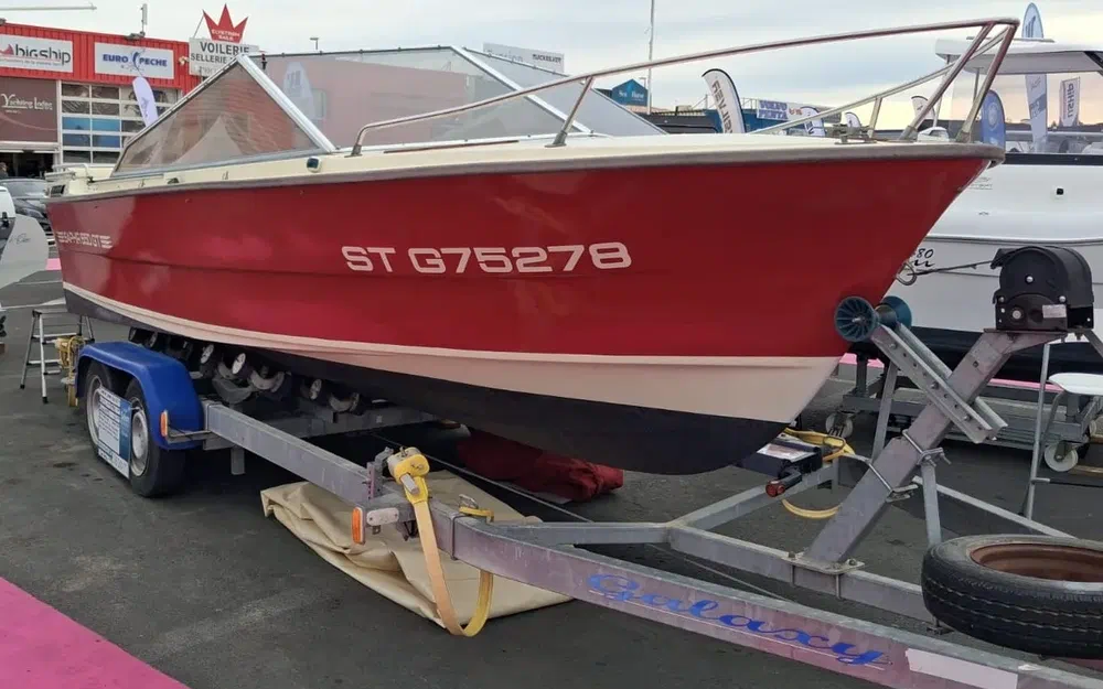 slider 2 Schweizer Saphir 650 GT