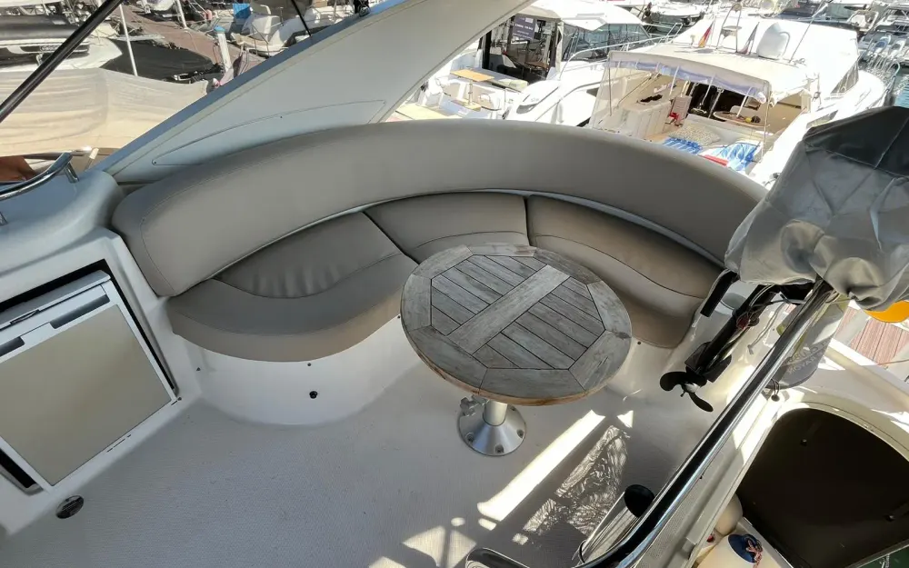 slider 9 Meridian Yacht Sedan 341