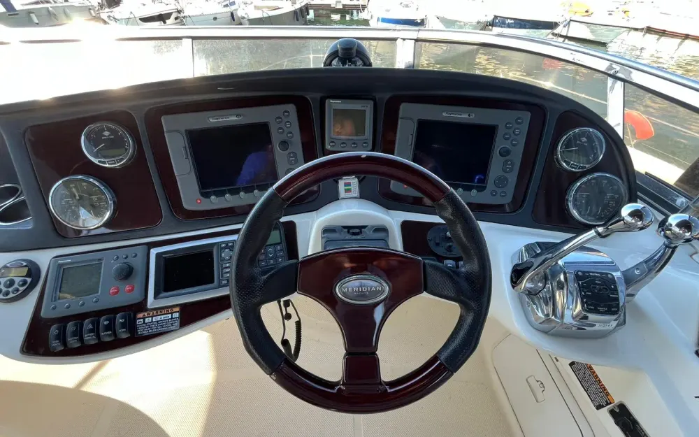 slider 12 Meridian Yacht Sedan 341
