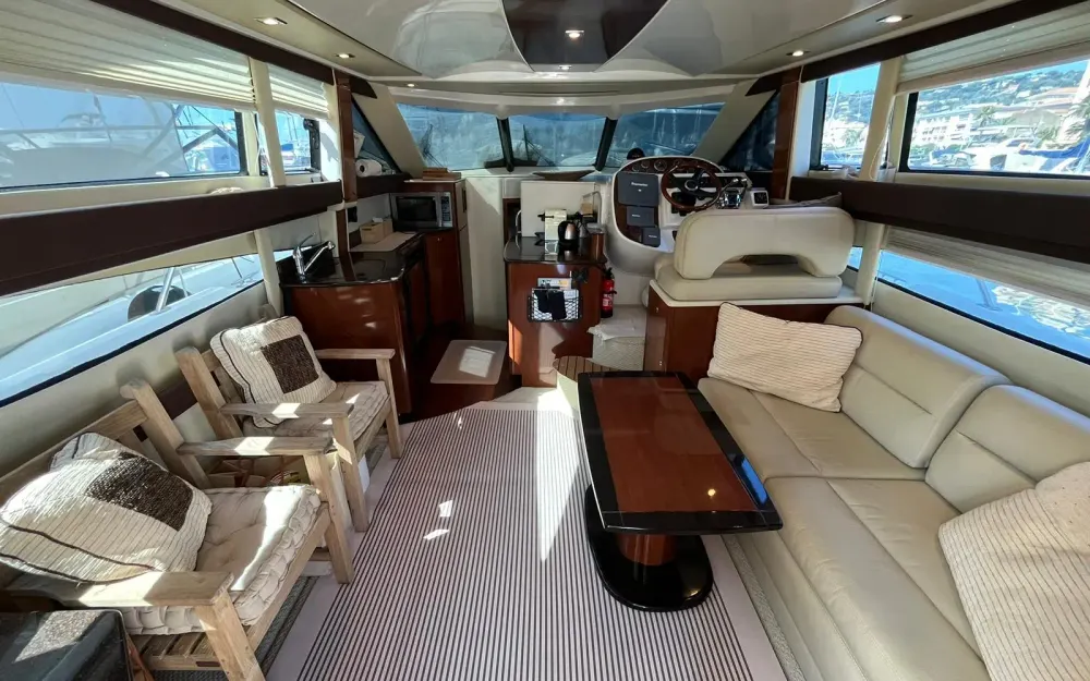 slider 13 Meridian Yacht Sedan 341