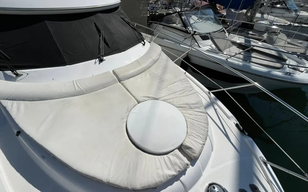 slider 5 Meridian Yacht Sedan 341