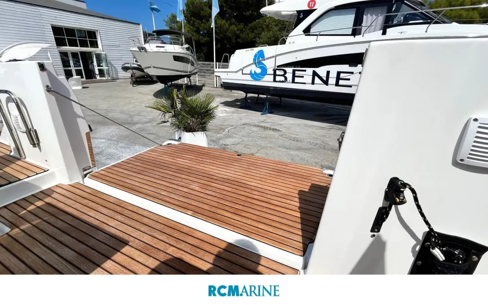 slider 9 Beneteau Flyer 9 Spacedeck