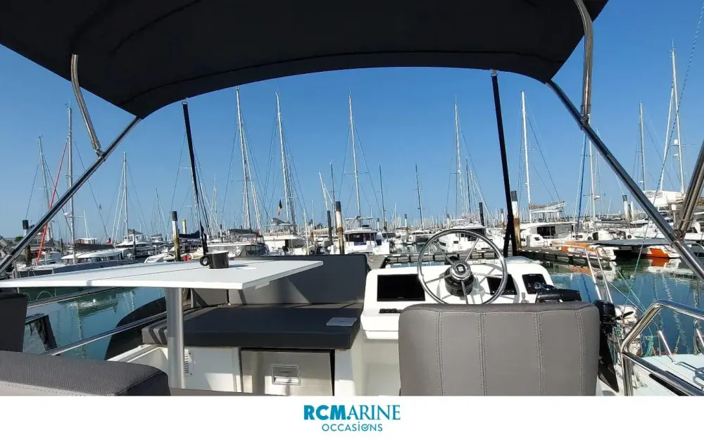 slider 26 Beneteau Antares 11 Fly